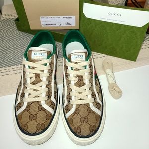 Women's GG Gucci Tennis 1977 Sneaker. Size 37